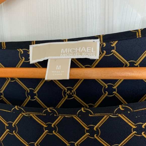 Sz M Michael Kors navy top. - Picture 2 of 3